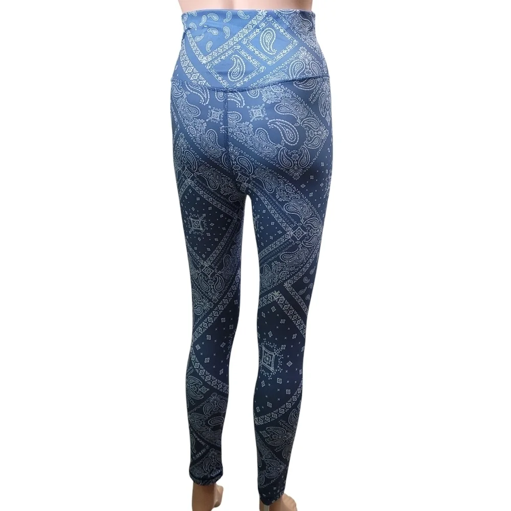 American Eagle Blue Bandana Everything Leggings  Size Small‎